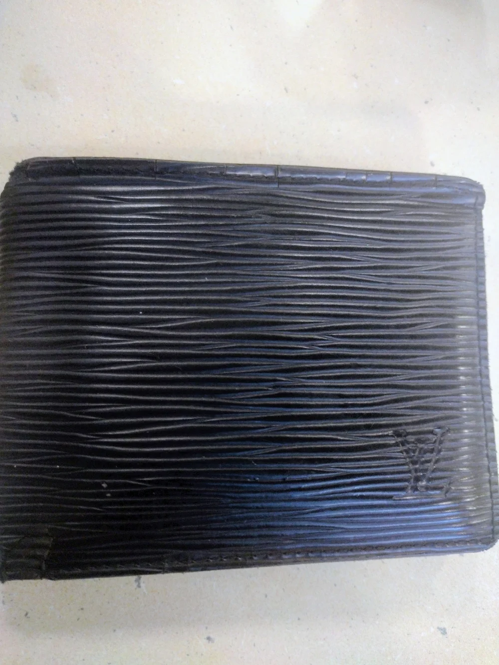 Louis Vuitton Black Epi Leather Slender Wallet - Good Condition